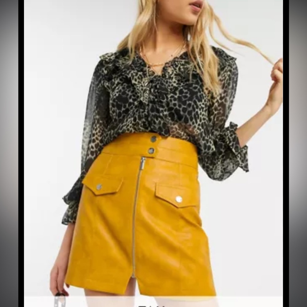 TopShop skirt Size 4 petite